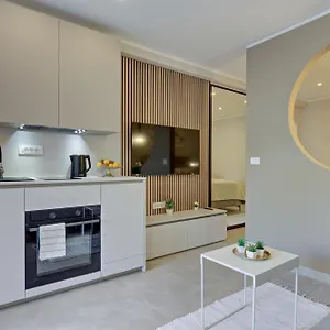 Apartman Delux Aron With Free Parking, Pula